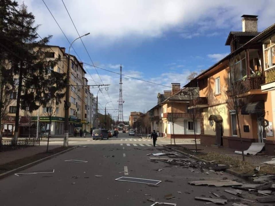 რუსეთის ჯარებმა ჩერნიგოვის ცენტრზე სარაკეტო შეტევა განახორციელეს