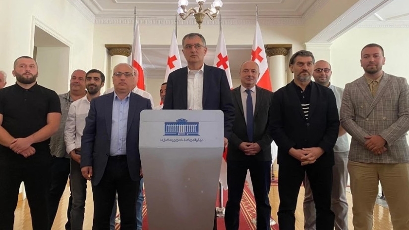 „ხალხის ძალა“ - „ქართულ ოცნებას“ გამბედაობა არ ჰყოფნის, ამერიკელებს დაუპირისპირდეს