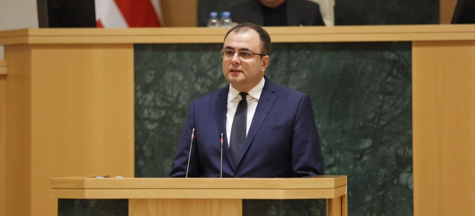 ბრეგაძე „ენმ-ს“ წევრებს: დასხედით, დასხედით, „ხუთიანიც“ ვერ მიიღეთ