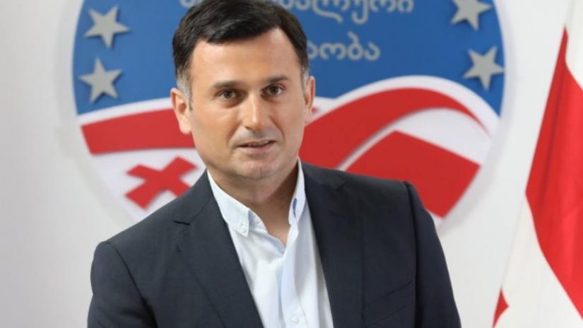 „ენმ“-ის წევრი, დავით კირკიტაძე შიმშილობის მე-9 დღეს ცუდად გახდა - ის კლინიკაში გადაიყვანეს