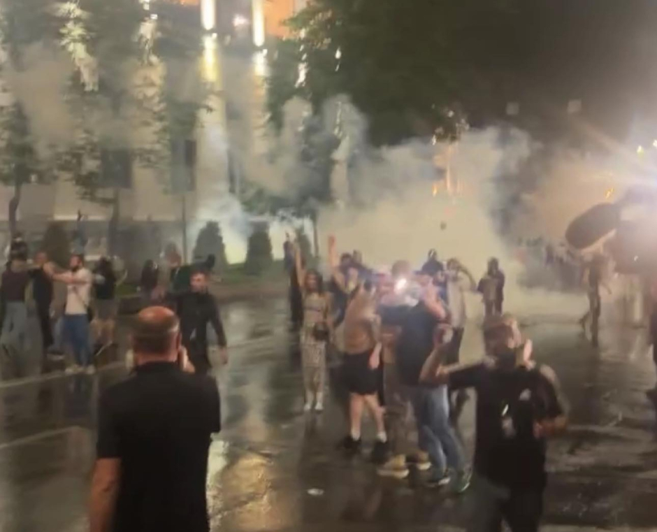სპეცრაზმი მოსახლეობას ისევ არბევს