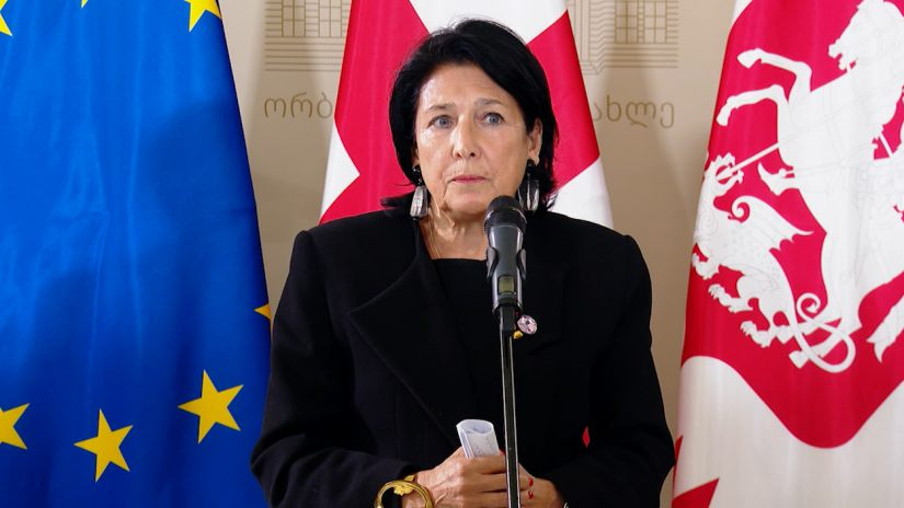 პრეზიდენტი საგანგებო განცხადებას აკეთებს