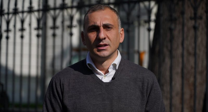 ელისაშვილი: შეურაცხყოფა მიაყენეს, გული გაუსკდა, გარდაიცვალა