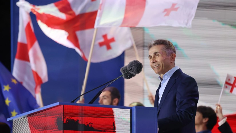 ივანიშვილის ბანკი იყო რუსული სამხედრო მრეწველობის მეწილე, რომლის წარმოებული იარაღით რუსეთი საქართველოს 2008 წელს ბომბავდა