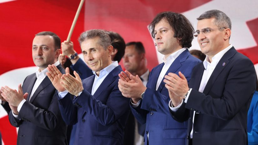 ბიძინა ივანიშვილი, ირაკლი კობახიძე და ირაკლი ღარიბაშვილი საპარლამენტო მანდატების ტოვებენ