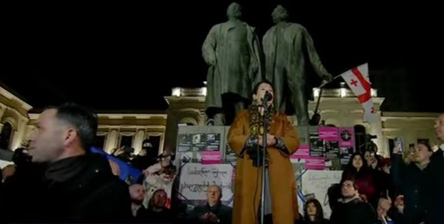პრეზიდენტის სიტყვით გამოსვლის დროს პოლიციამ სიგნალი ჩაახშო