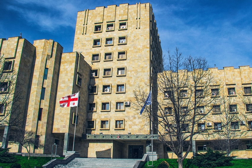 14 წლის მოზარდს, რომელმაც 16 წლის ბიჭი დაჭრა ბრალი წარედგინა