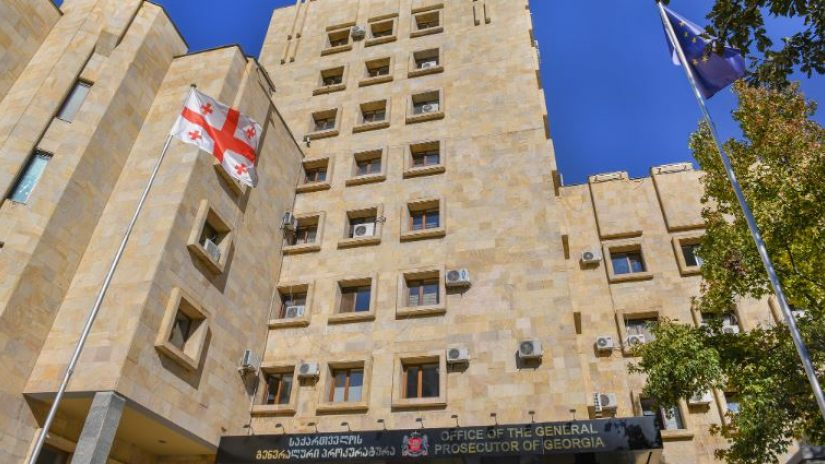 $150 000-ის გამოძალვისა და იძულების ფაქტებზე პროკურატურამ სამ პირს ბრალდება წარუდგინა
