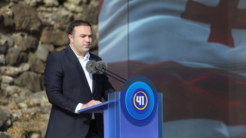 არსებული ინფორმაციით, ქობულეთის მერი გადადგა