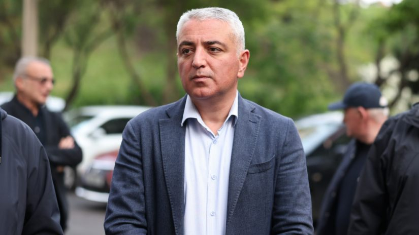ვაკის რაიონის გამგებელი გადადგა
