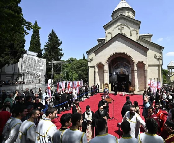 ოჯახის სიწმინდის დღესთან დაკავშირებით, ქაშვეთის ტაძარში პარაკლისი აღევლინება