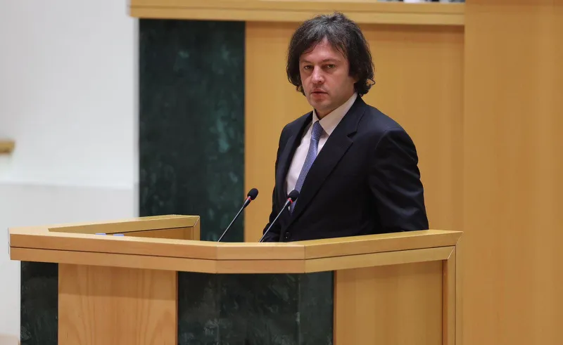 კობახიძე: კერძო სკოლებს შეეძლებათ შეინარჩუნონ 12-წლიანი სასწავლო პროგრამა