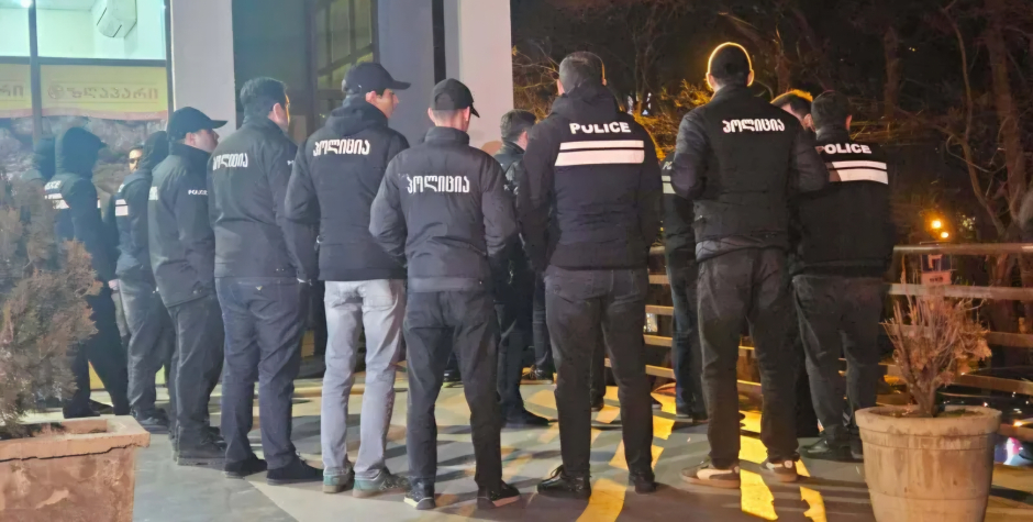 ბაჩო ახალაიას სახლთან პოლიციაა მობილიზებული