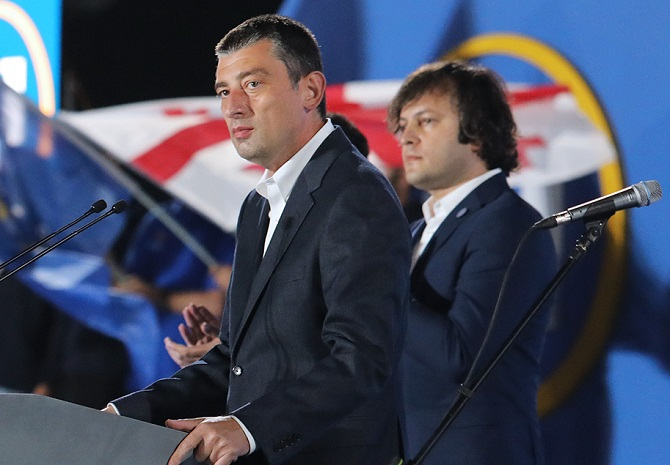 „პოლიციის აკადემიის აუზით კობახიძის ოჯახის წევრები სარგებლობდნენ, რიგით პოლიციელებს იქ არ უშვებდნენ“ | განცხადება